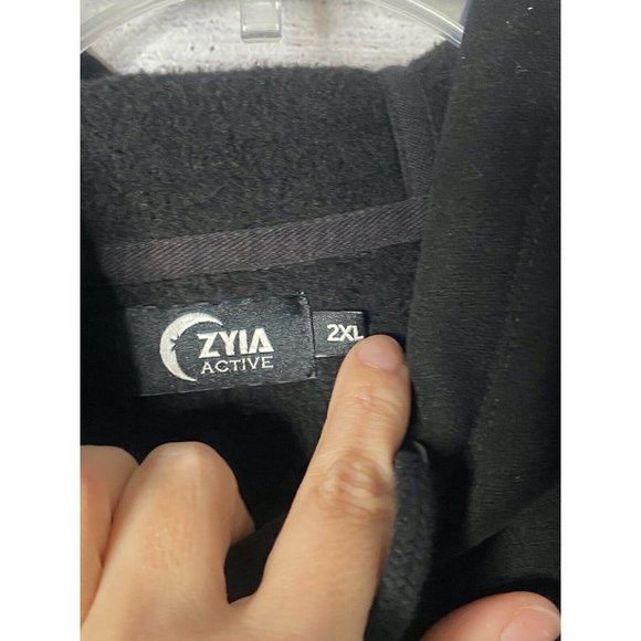 ZYIA women's Black Crop Sweatshirt Size XXL - 2XL with large logo on sleeve - Picture 4 of 6